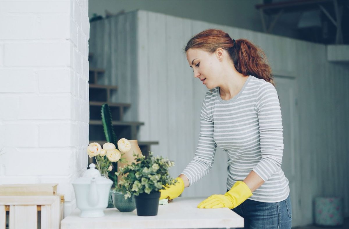 Astuces pour nettoyer la maison avec des produits écologiques