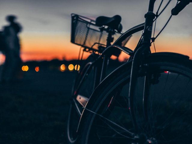 Decathlon ou Giant : quel vélo électrique choisir ?