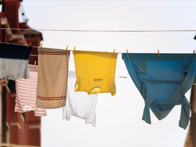 Meilleurs produits pour enlever les taches tenaces sur vêtements