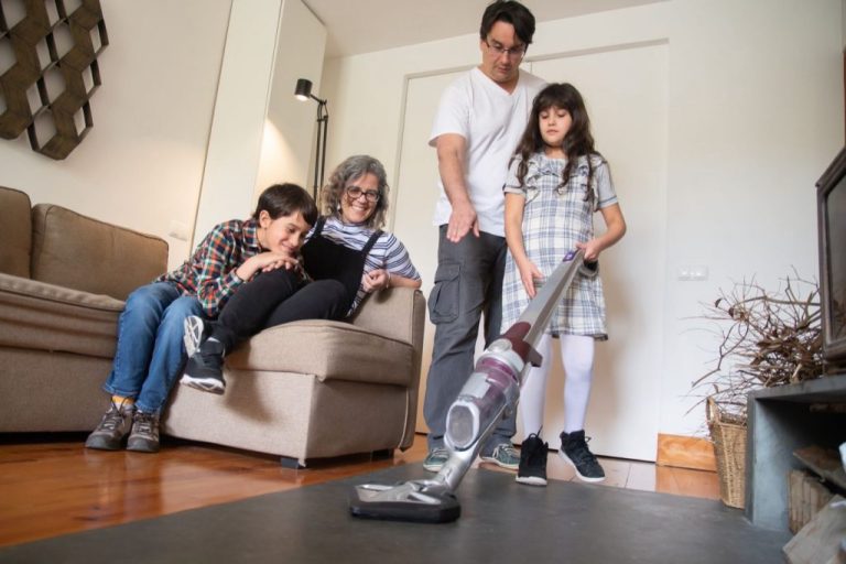 Comment choisir un aspirateur sans fil selon votre profil d'usage