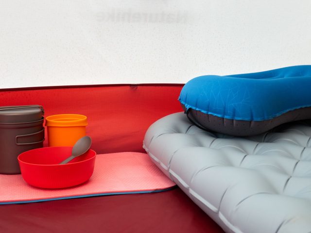 Comment économiser sur votre week-end camping sans sacrifier le plaisir ?