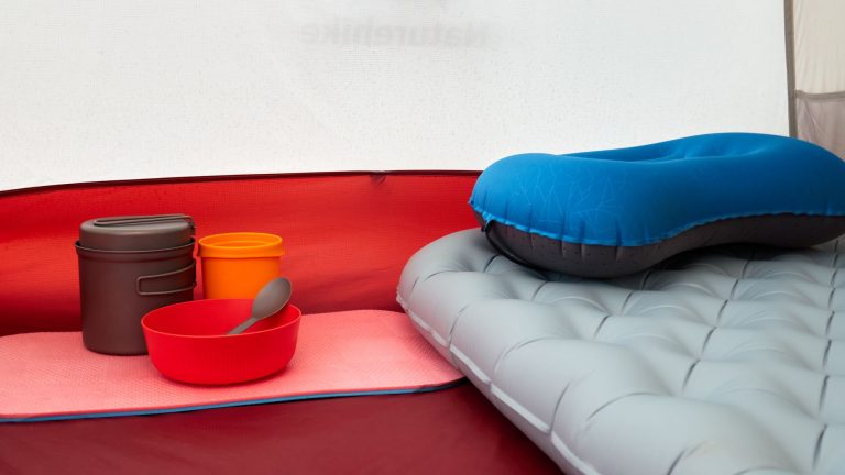 Comment économiser sur votre week-end camping sans sacrifier le plaisir ?