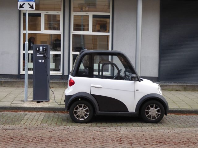 Voitures électriques : ces modèles qui se revendent en un temps record