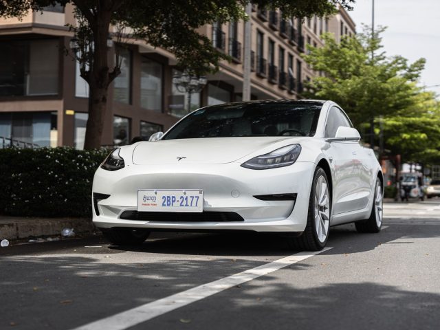 Les ventes de voitures électriques d’occasion en forte hausse en France