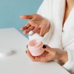 Crème hydratante visage : comment choisir le bon produit