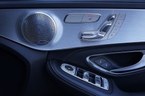 Dès que le froid arrive, pourquoi le chauffage des voitures électriques déçoit