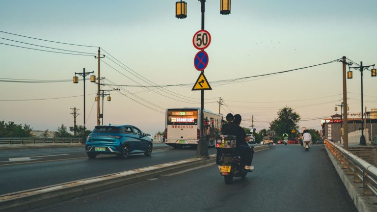 Voitures électriques chinoises : comment obtenir jusqu’à 40 % de remise ?
